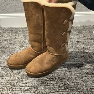 Light brown tall ugg boots